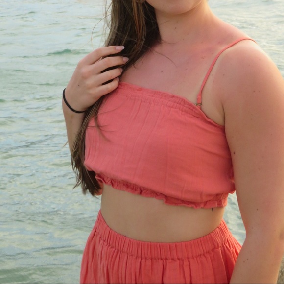 Two piece size medium billabong set. Worn once. So comfortable!!! - Picture 2 of 3